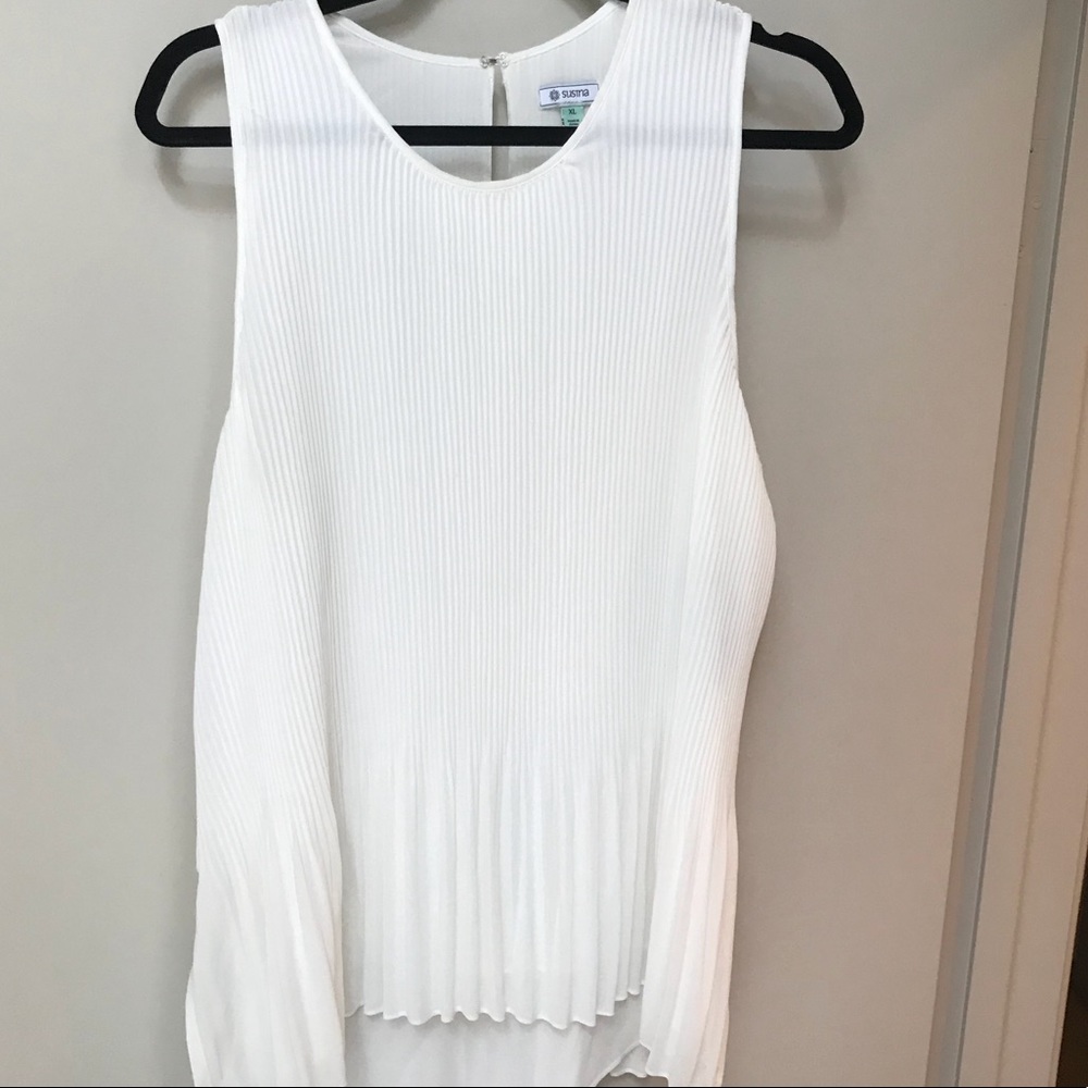 Floaty pleated Top